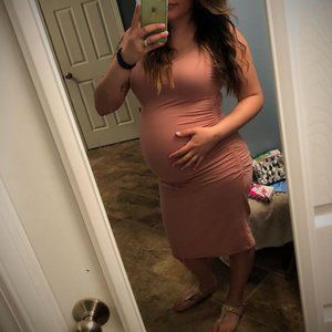 Bodycon Maternity Dress in Blush